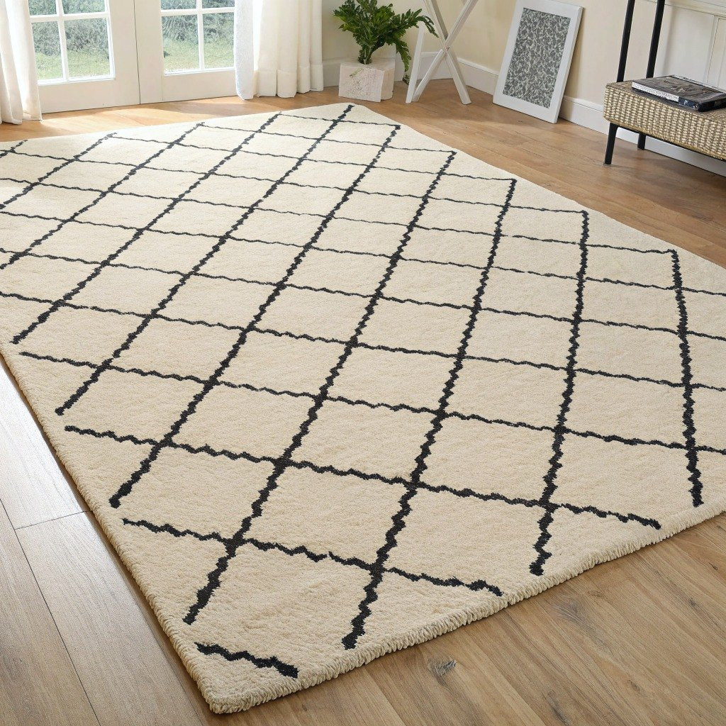 Geometric Diamond Rug, Black & Ivory – Vivotee