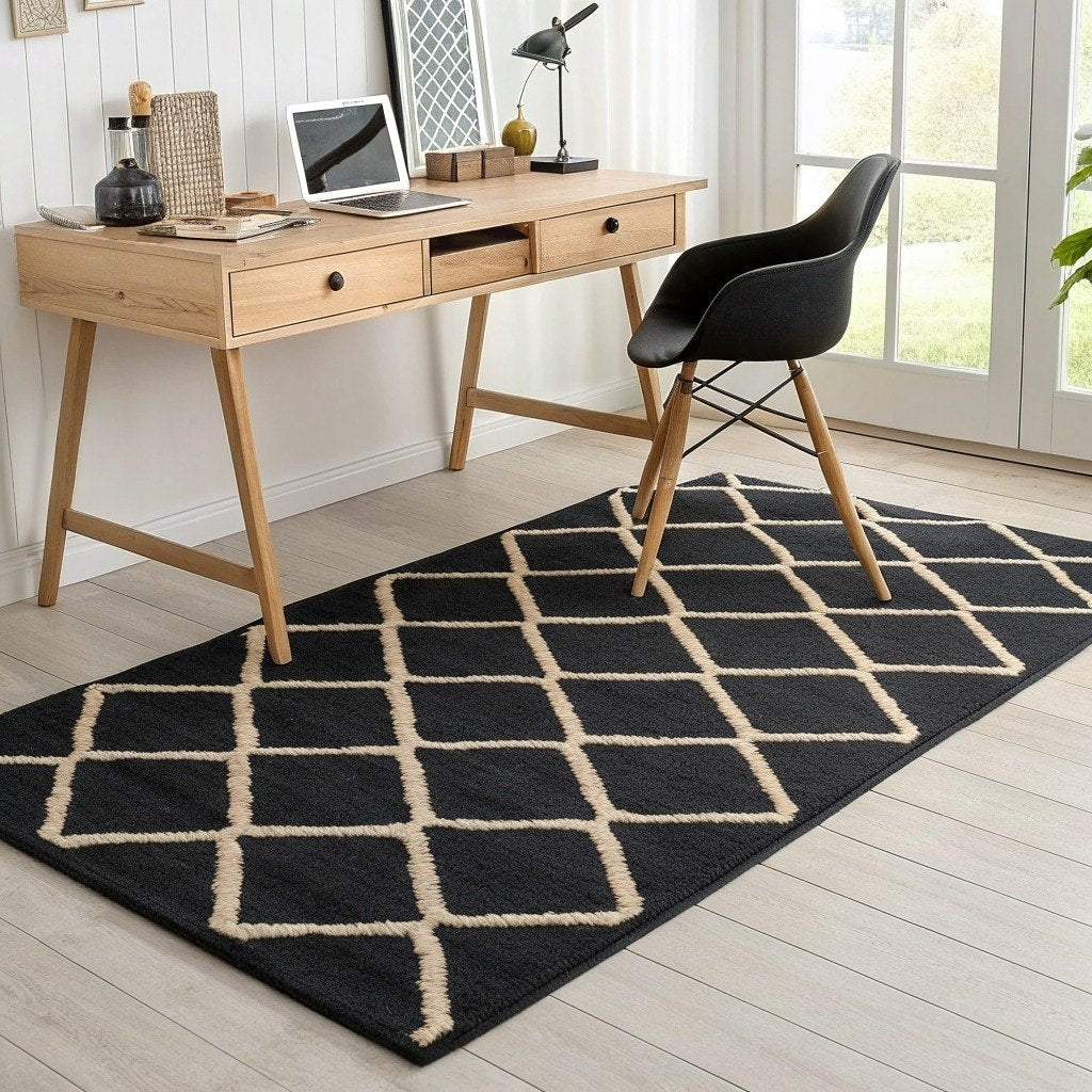 Geometric Diamond Rug, Black & Ivory – Vivotee