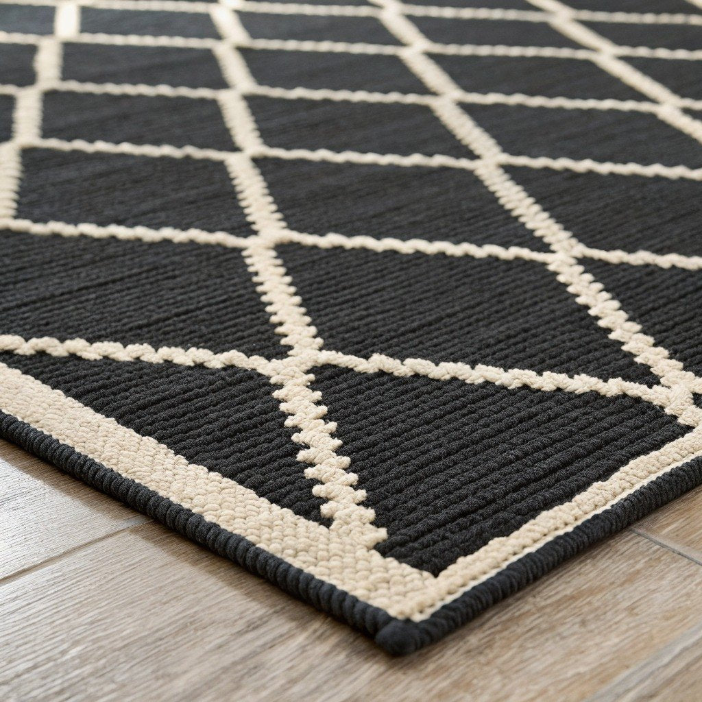 Geometric Diamond Rug, Black & Ivory – Vivotee