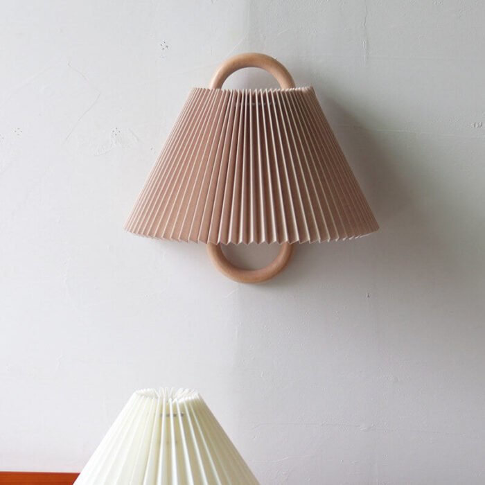 Beech Folding Half-Circle Wall Lamp close-up detail - Vivotee